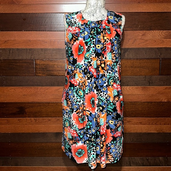 Relativity Pleated Scoop Neck Multi Colored Floral Midi Dress - Picture 1 of 10